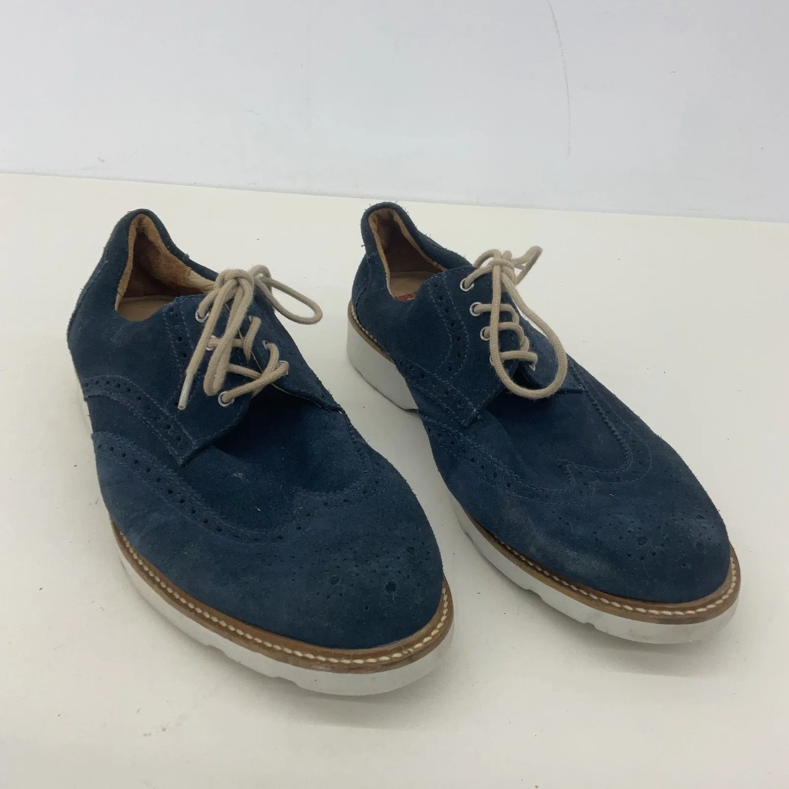 1901 Blue Suede Brogue Men's Dress Shoes Size 10 Preowned