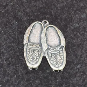 19x21mm Moccasins Shoe Charm, Classic Silver, pack of 6