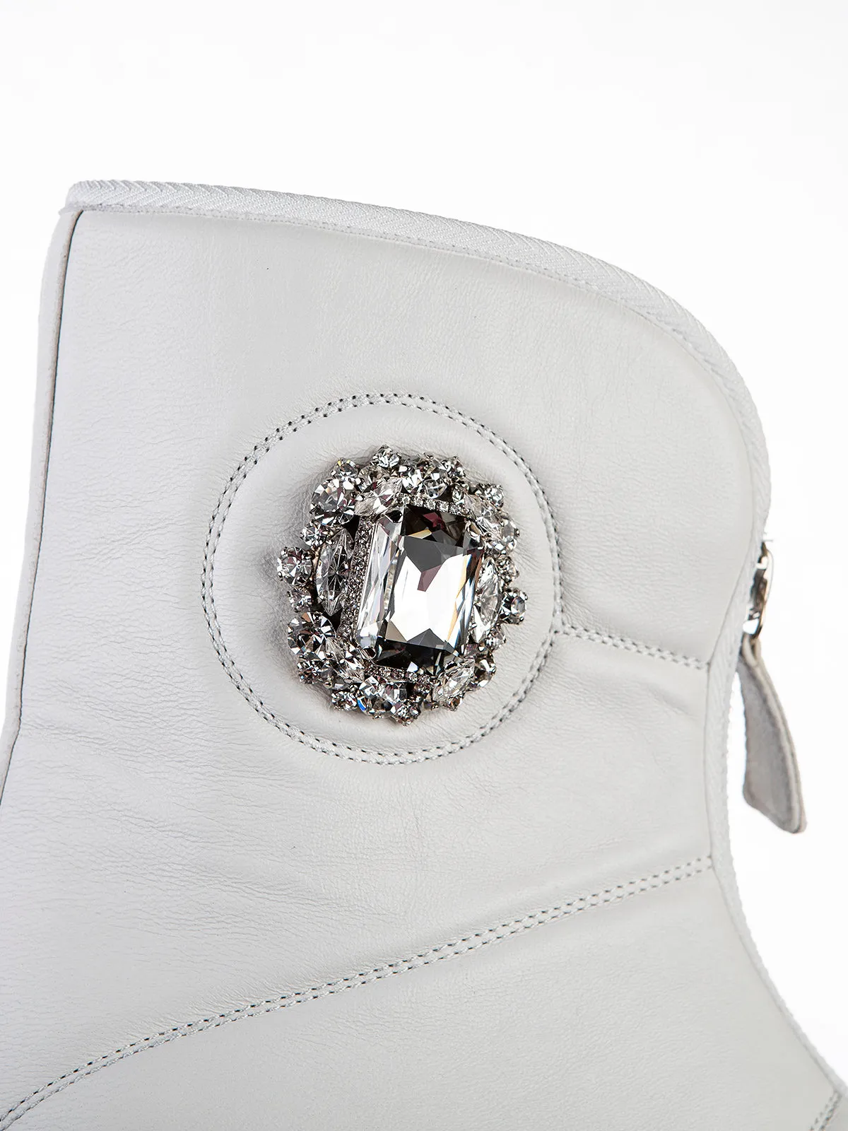 8726 Loriblu Boots / White