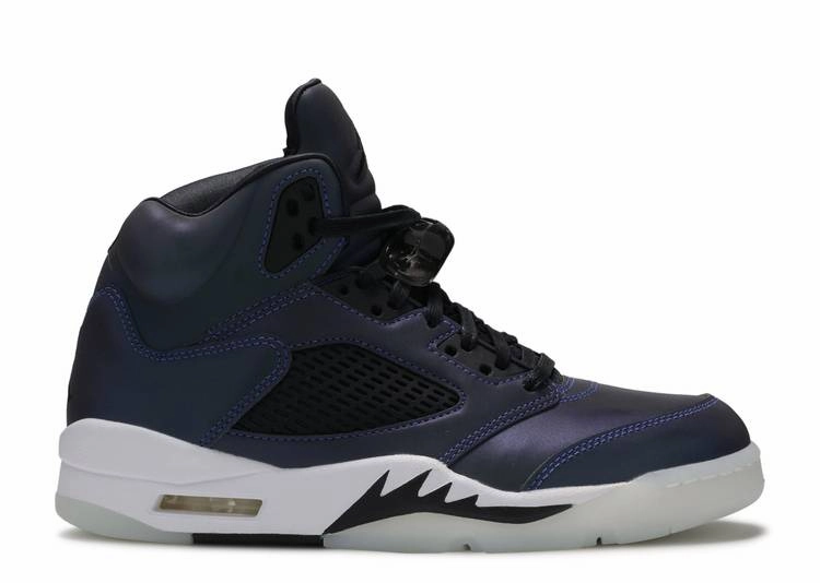 Jordan 5 Retro Oil Grey (W) trail - suitable running in a sinter terrace area shoes