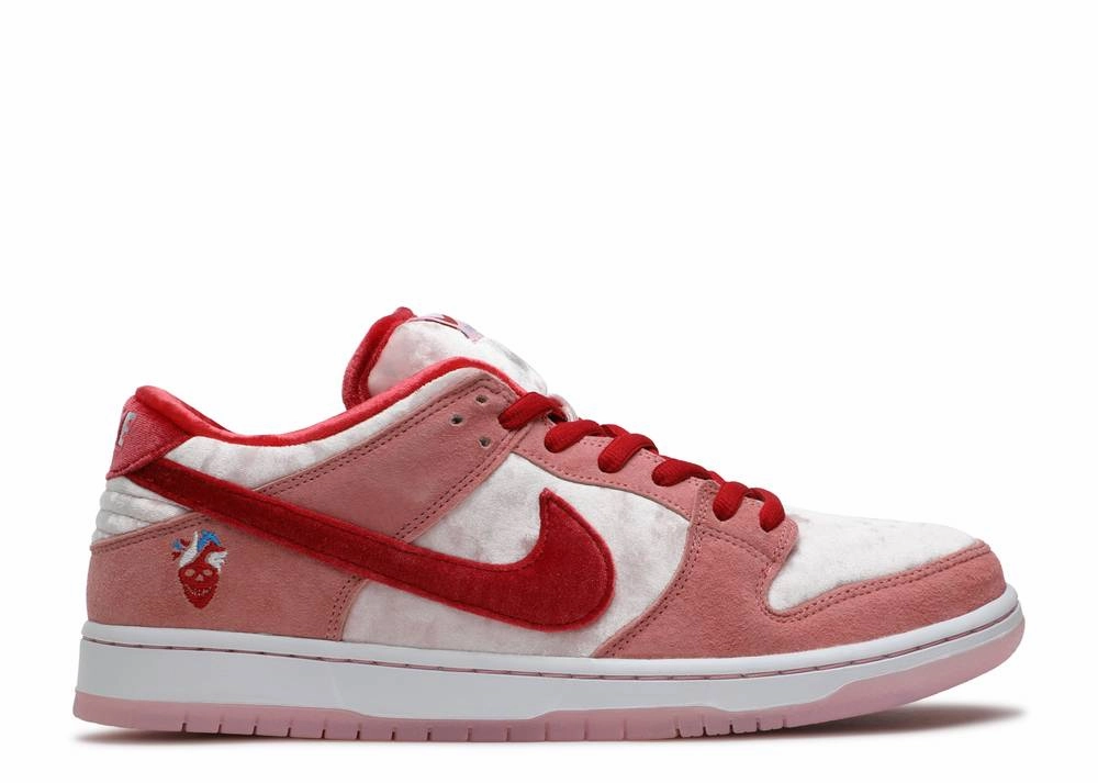Nike SB Dunk Low Strangelove Skateboards (Preowned Size 8.5) running for relaxation professional athletes' shoes