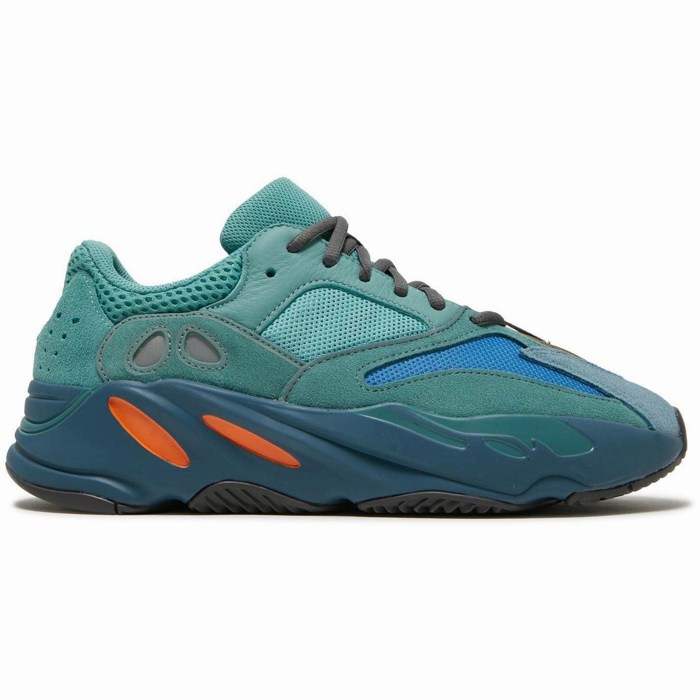 Smart Tread Yeezy Boost 700 "Faded Azure" (2021)