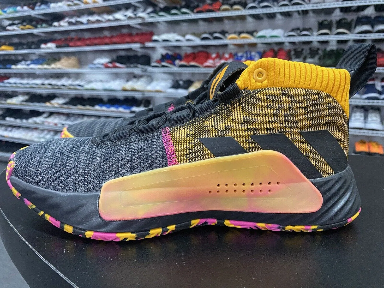 ADIDAS Dame 5 Asia Tour Men's SIZE 9 Basketball Sneakers EF9367 Black Pink Yellow