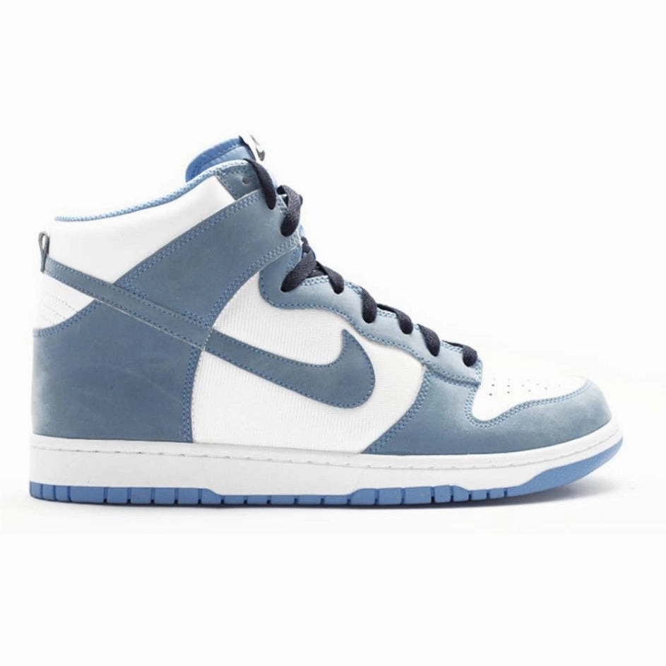 science - fiction - themed running wear Form Control Dunk High "University Blue"