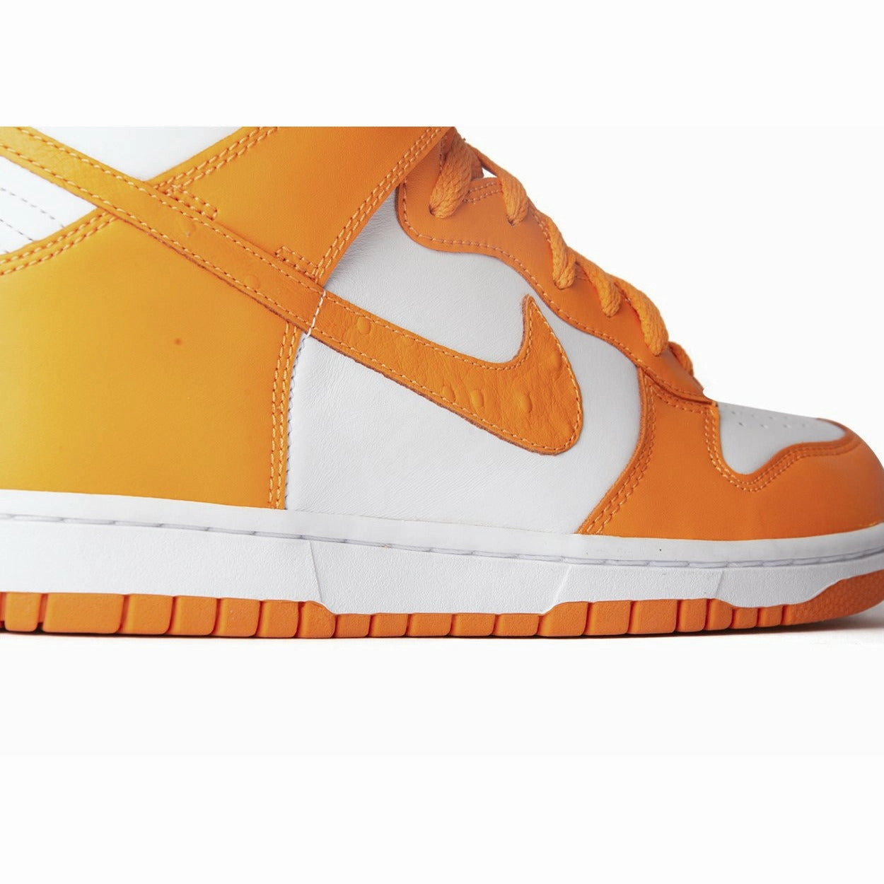 Dunk High "Mandarin" (2011) light - weight sole shoes