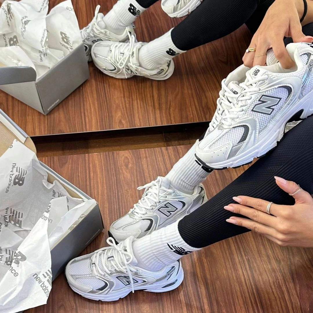 Iconic shock absorption New Balance 530 White Silver Navy