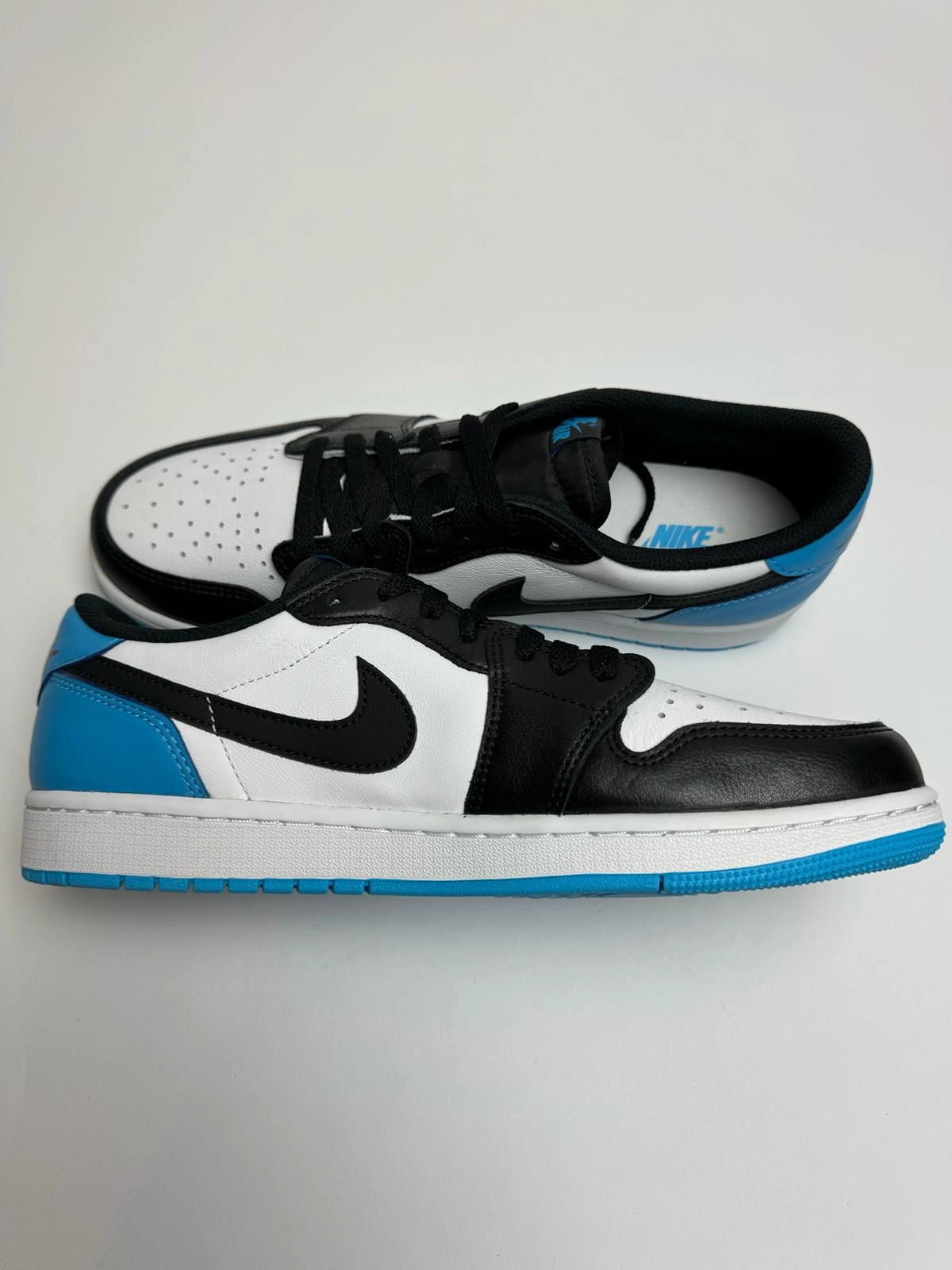 Jordan 1 Retro Low OG "Black Dark Powder Blue" Anti Slip Laces