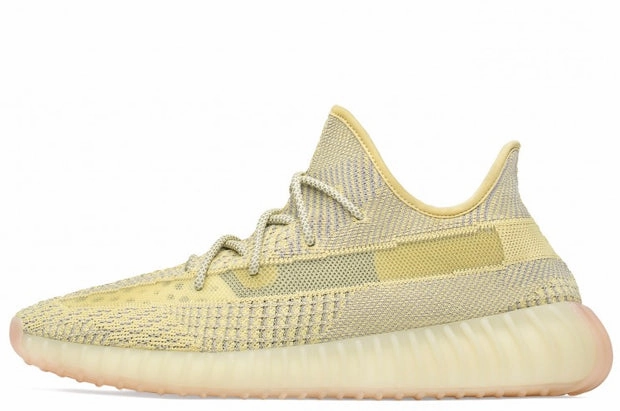 Out And About Child Run Yeezy Boost 350 V2 'Antlia'