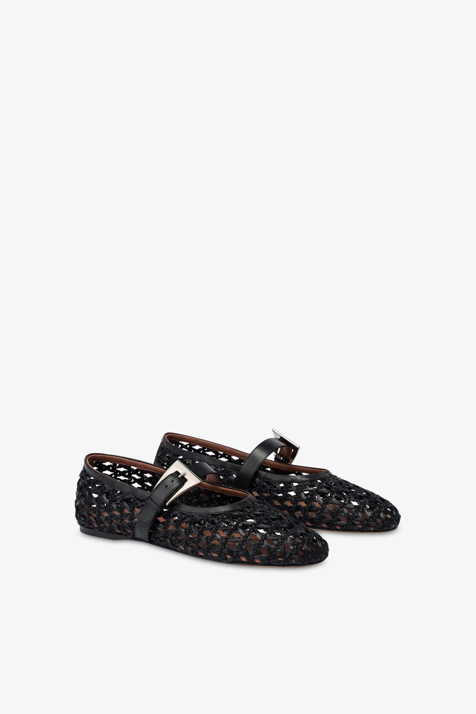 Ballet flats in black raffia and leather