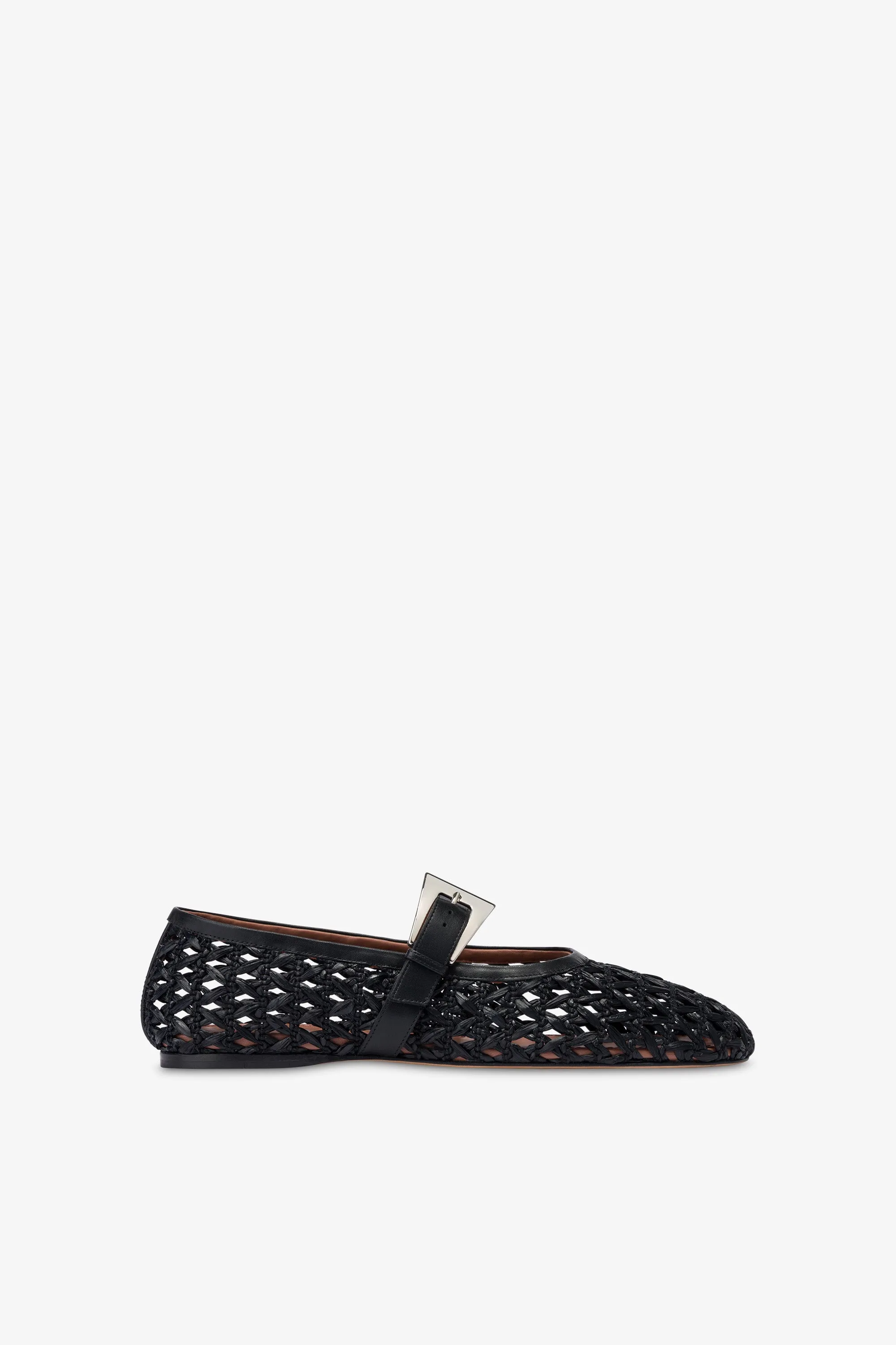 Ballet flats in black raffia and leather