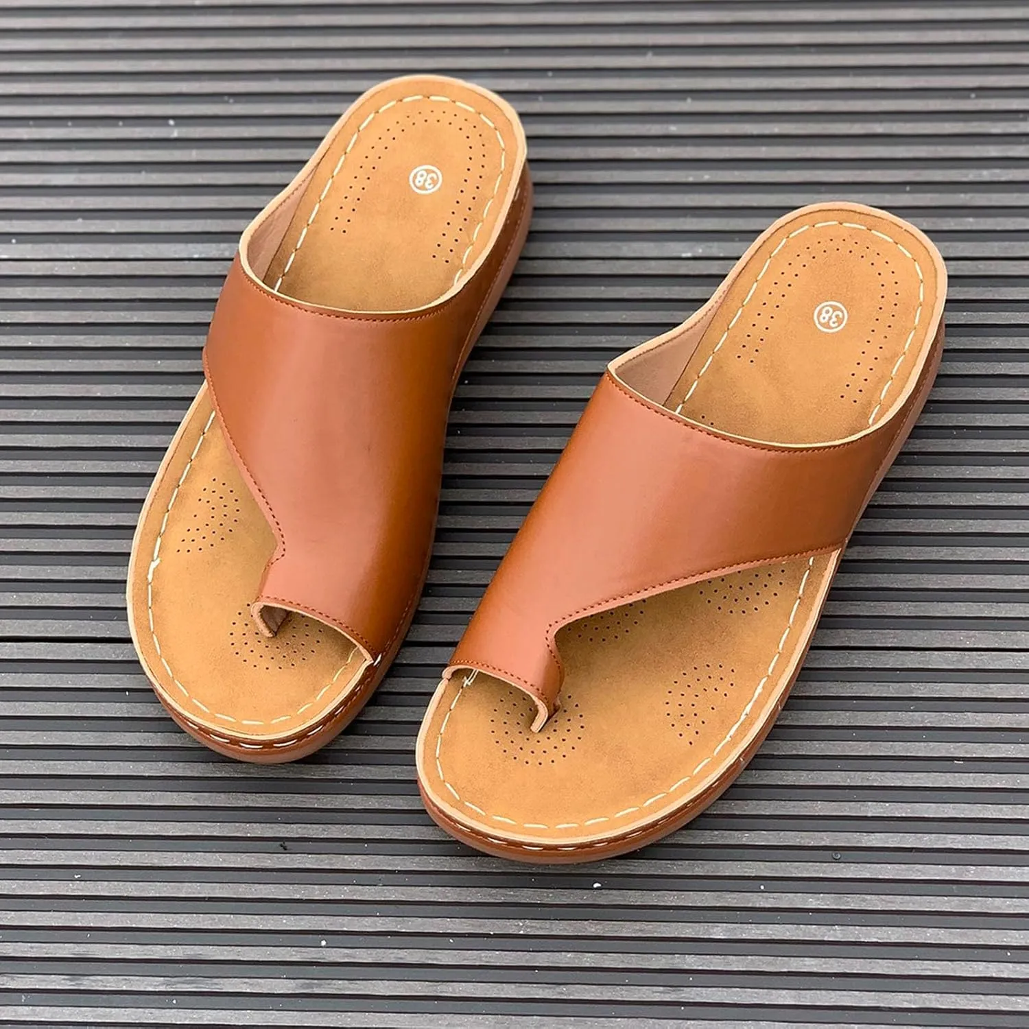 Beach Sandals for Woman Comfortable Slip on Walking Thong Sandals Beach Flip Flops Women's Arch Support Flip Flops