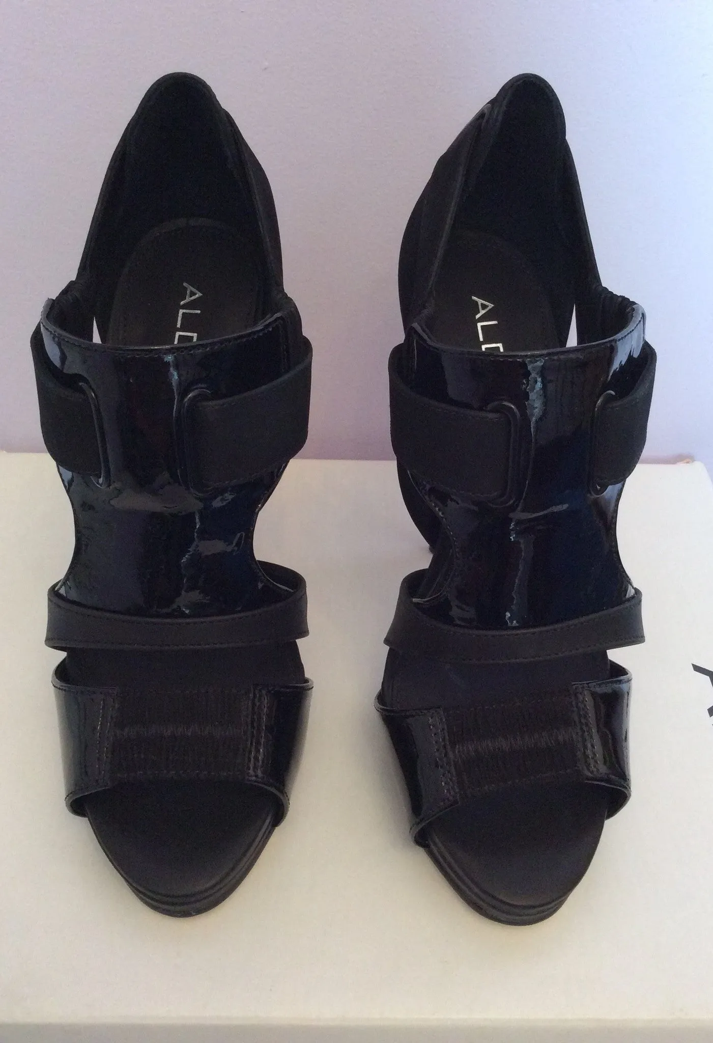 Brand New Aldo Black Suede & Patent Leather Peeptoe Heels Size 4/37