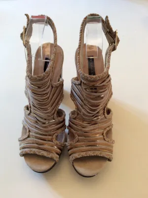 BRAND NEW FRENCH CONNECTION BEIGE & GOLD SUEDE PLATFORM SOLE HIGH HEEL SANDALS SIZE 5/38