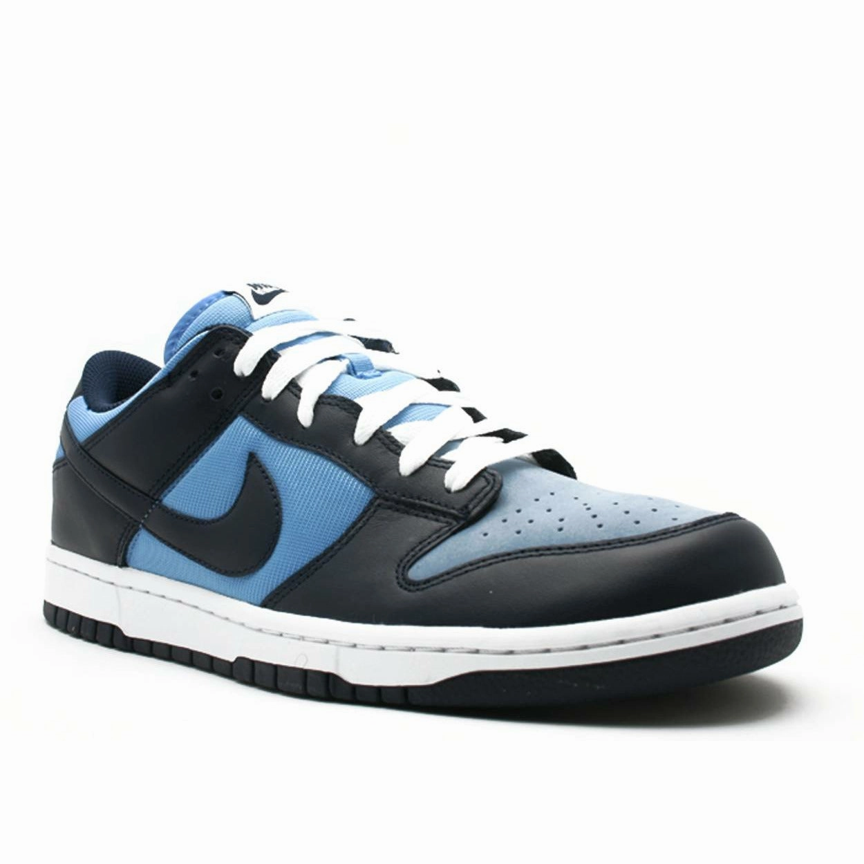 walkers Dunk Low (2009)