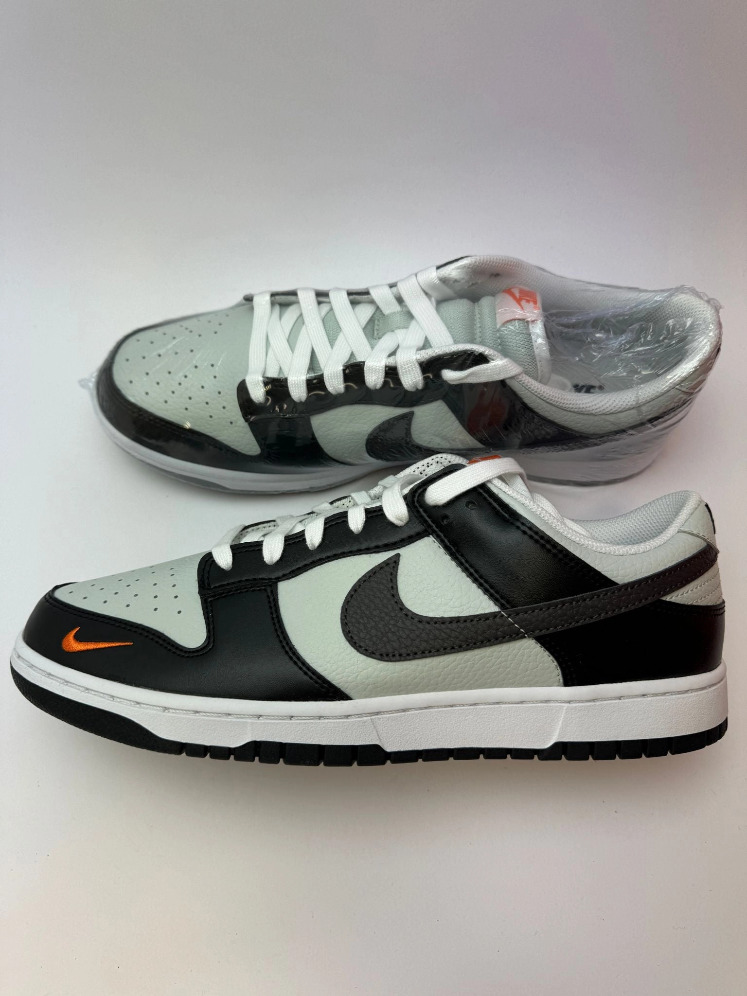 fixed insole shoes Nike Dunk Low "Black Total Orange Mini Swoosh"