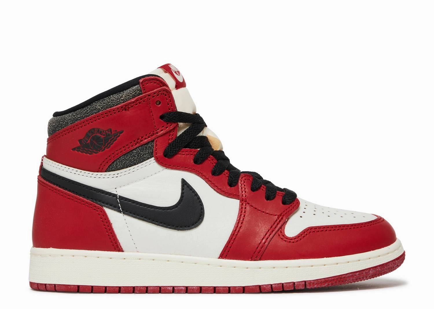 Multi Layer Midsole Trail Walk Air Jordan 1 Retro High OG GS "Chicago Lost & Found" (Myrtle Beach Location)