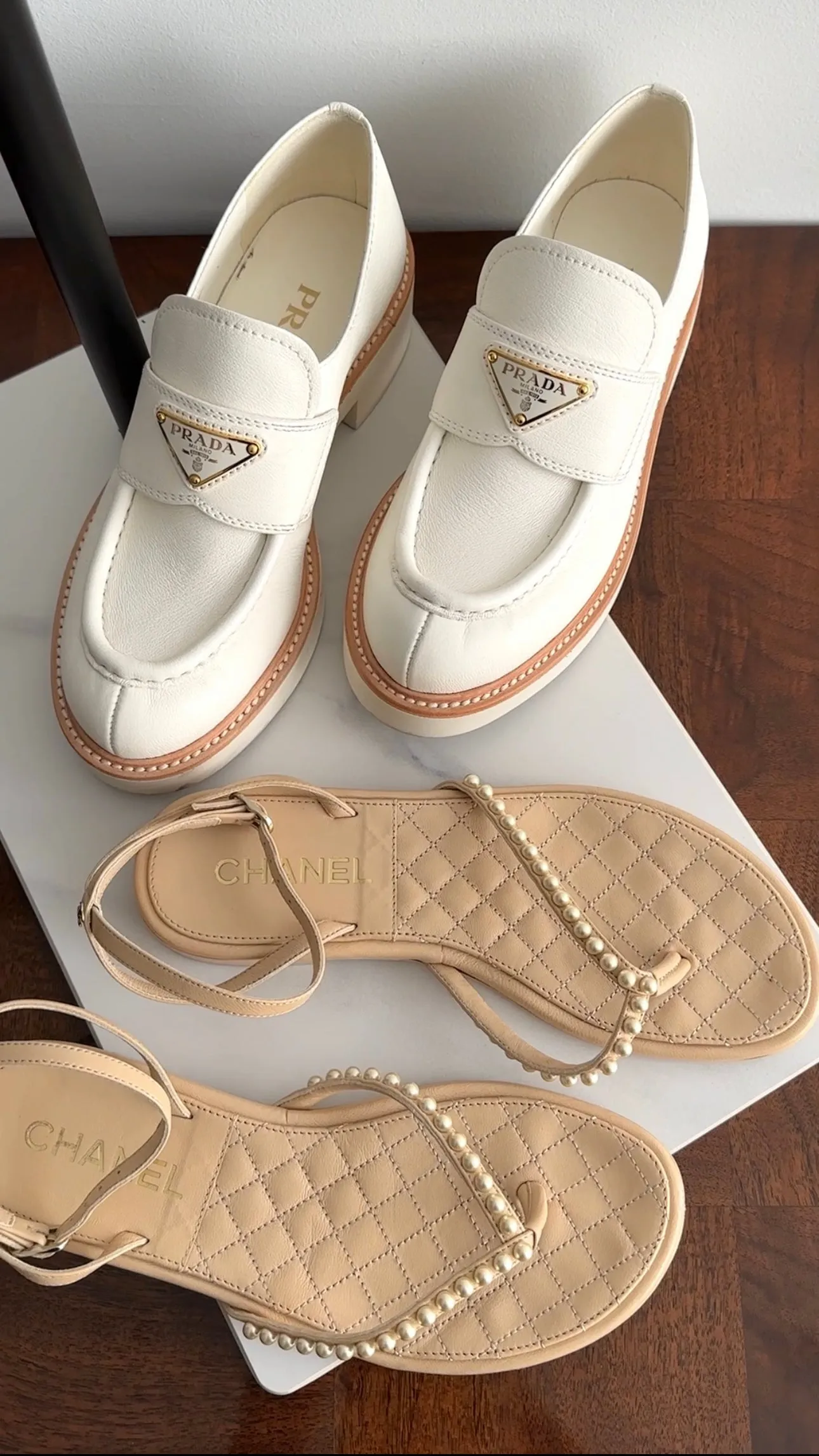Chanel Beige Quilted Faux Pearl Thong Flat Sandals - 37 / 7