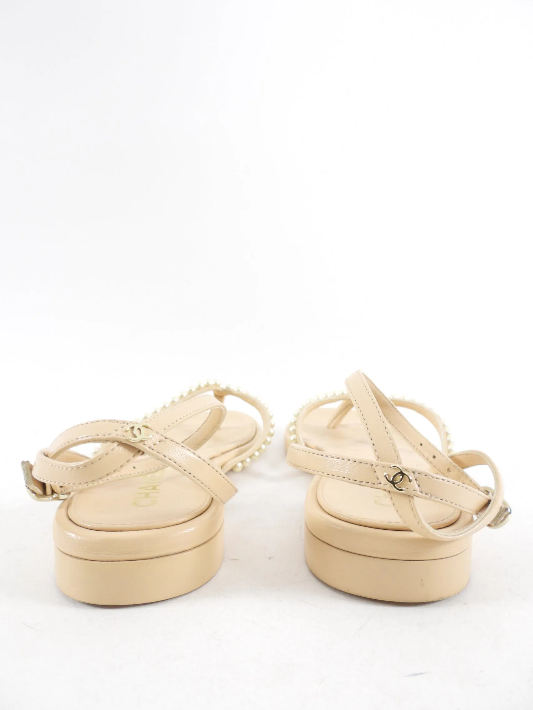 Chanel Beige Quilted Faux Pearl Thong Flat Sandals - 37 / 7