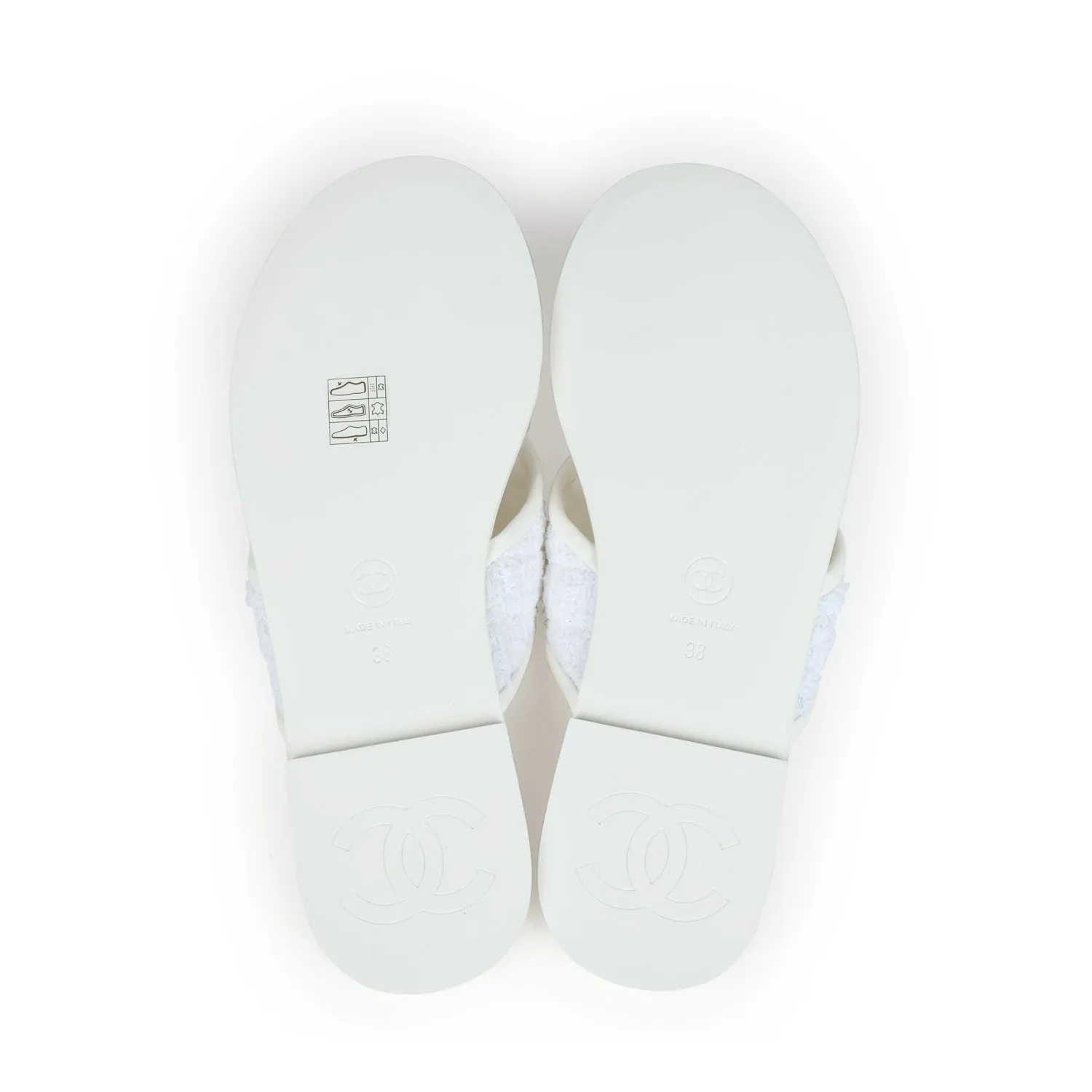 Chanel CC Logo Thong Sandals White Lambskin & Tweed 38 EU Gold Hardware