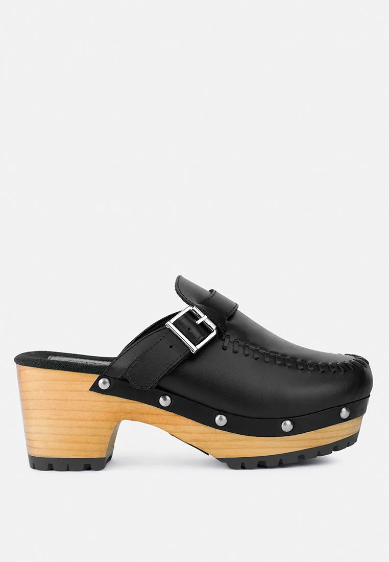 CHOCTAV Black Handcrafted Leather Clogs