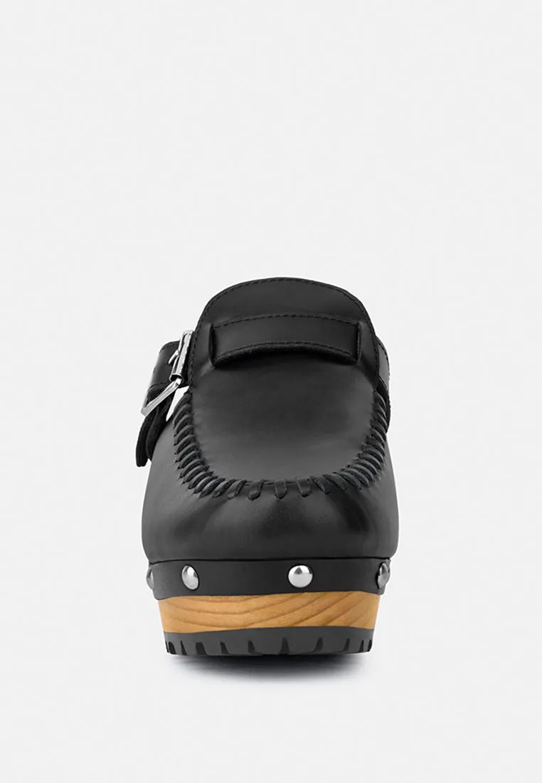CHOCTAV Black Handcrafted Leather Clogs