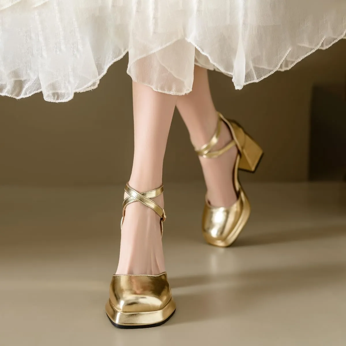 Chunky High Heels Closed Round Toe Ankle Strap D'Orsay Pumps