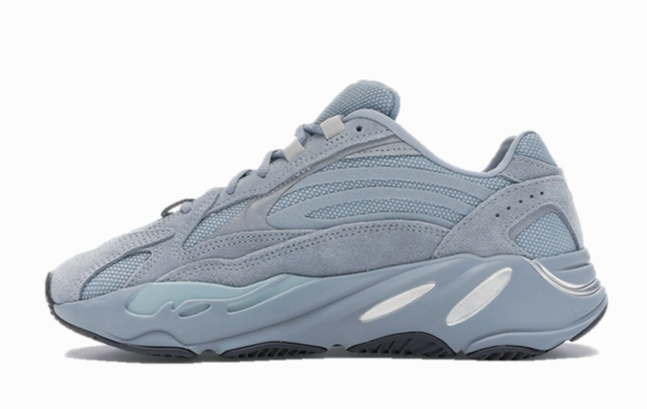 Synthetic YZY Boost 700 V2 Hospital Blue