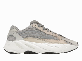 YZY 700 V2 Cream Neutral Wear