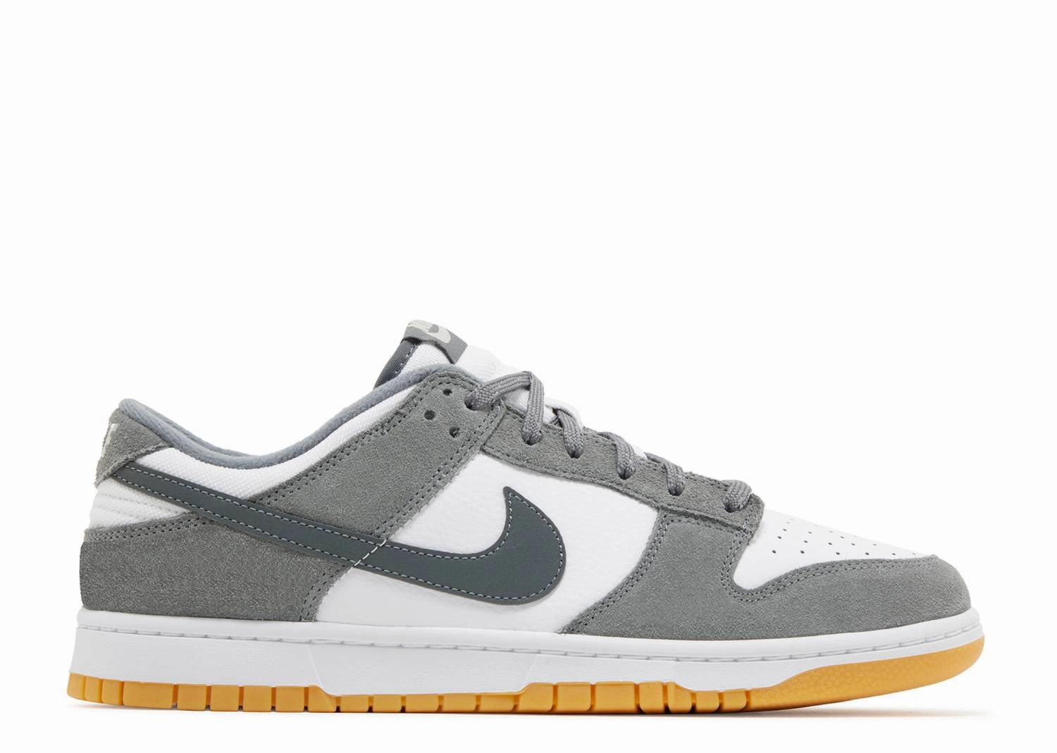 moisture - management - technology Nike Dunk Low "Smoke Grey Gum" (Wilmington Location)