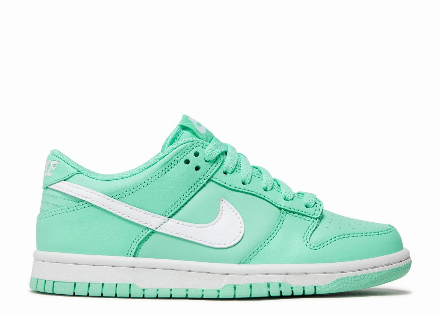 lace - up wide - toe - box running shoes Nike Dunk Low GS "Emerald Rise" (Myrtle Beach Location)