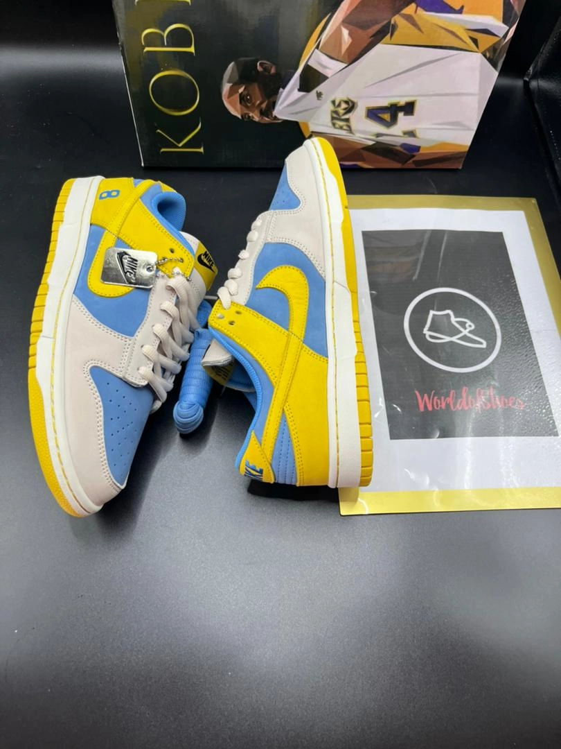 Comfort Straps anti - odor shoe quality Nike Dunk Low Minneapolis Lakers Kobe