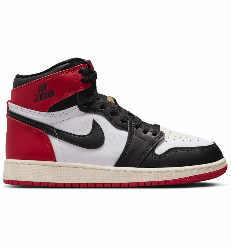 Collar Padding Jordan 1 Retro High OGBlack Toe Reimagined