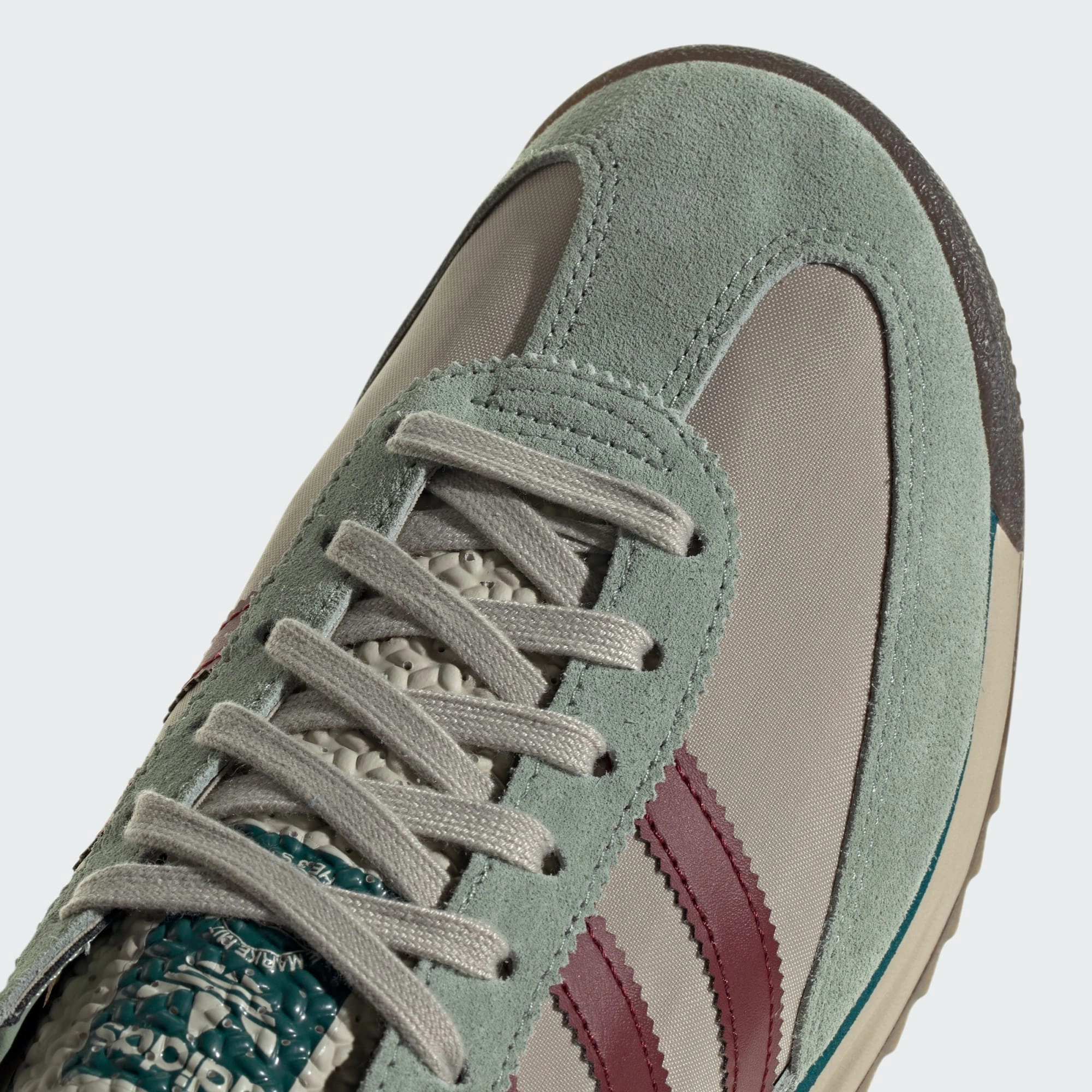 ZAPATILLA ADIDAS ORIGINALS SL 72 RS Flat Design Thin Sole