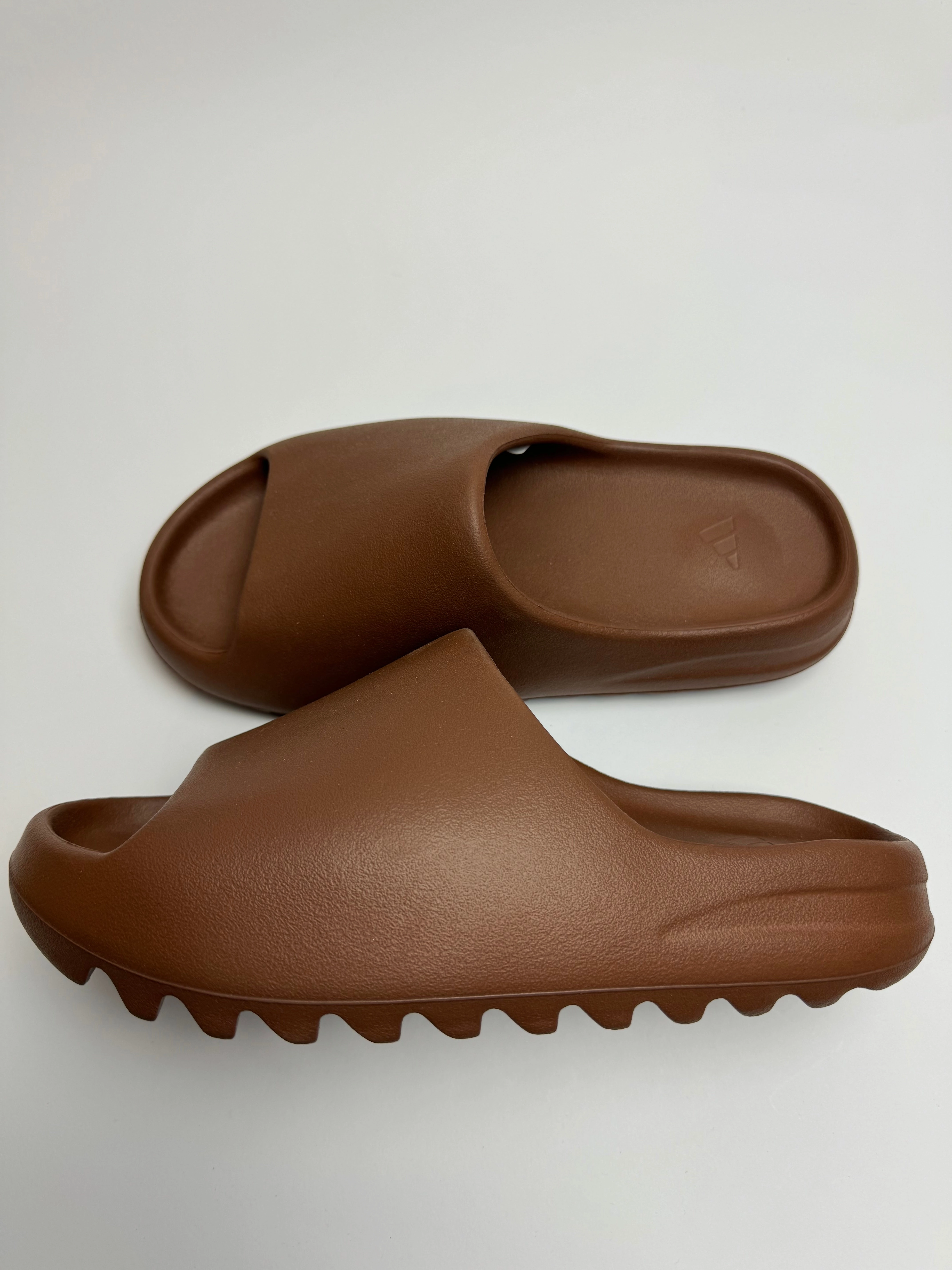 Yeezy Slide "Flax" Practical Walk Dynamic Feel