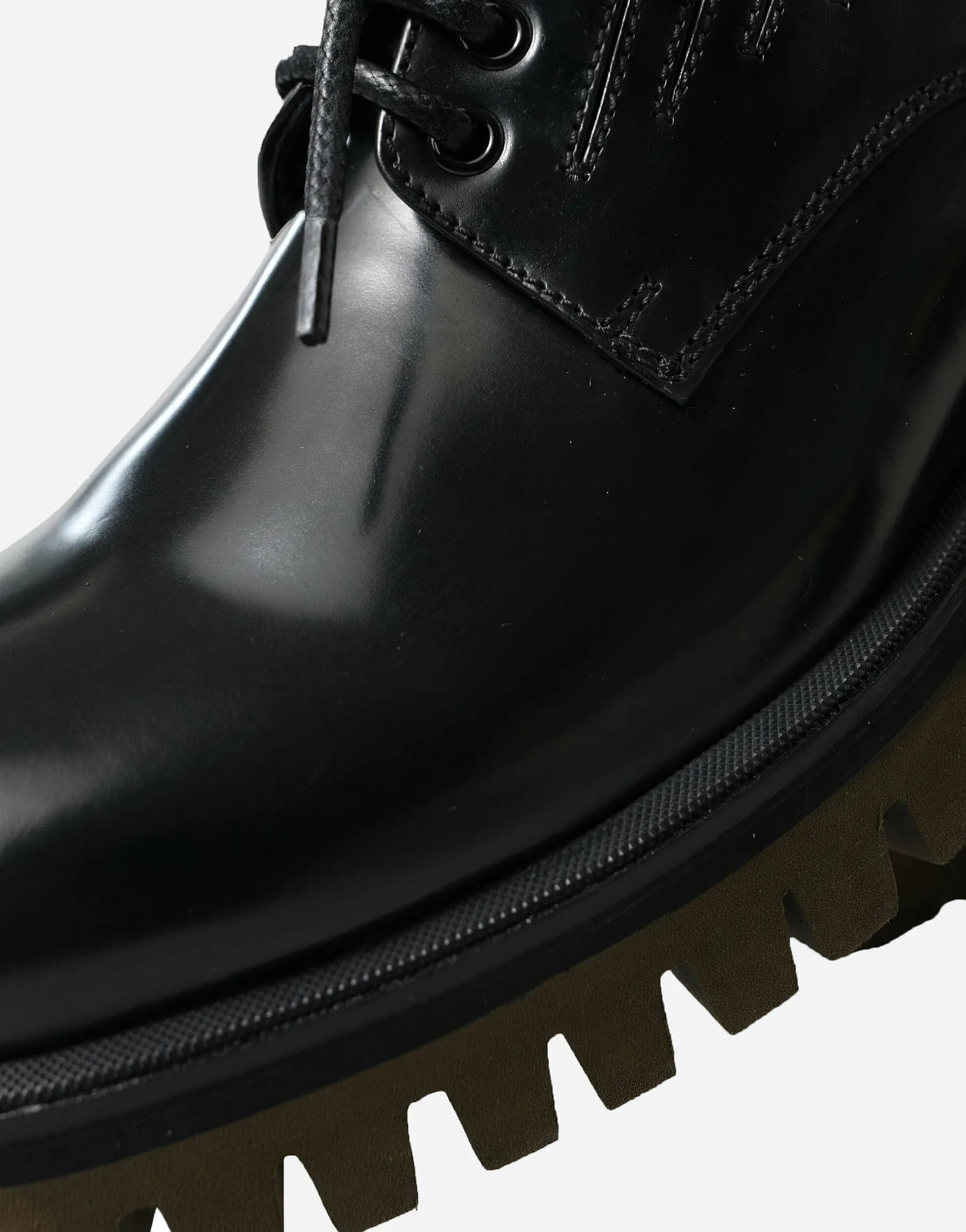 Derby In Spazzolato Leather