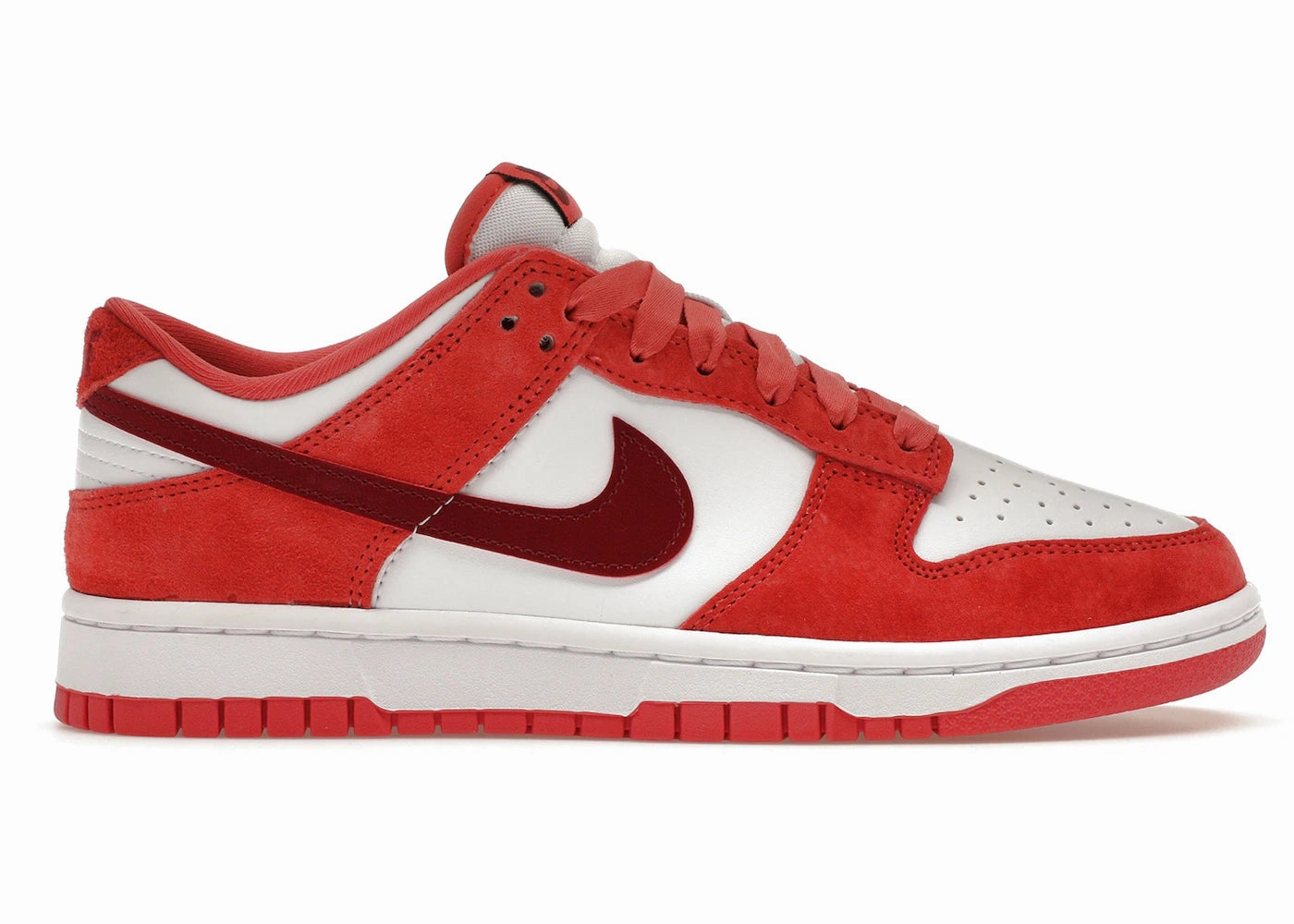 Nike Dunk Low Valentine's Day loose - fit shoes globally - sourced