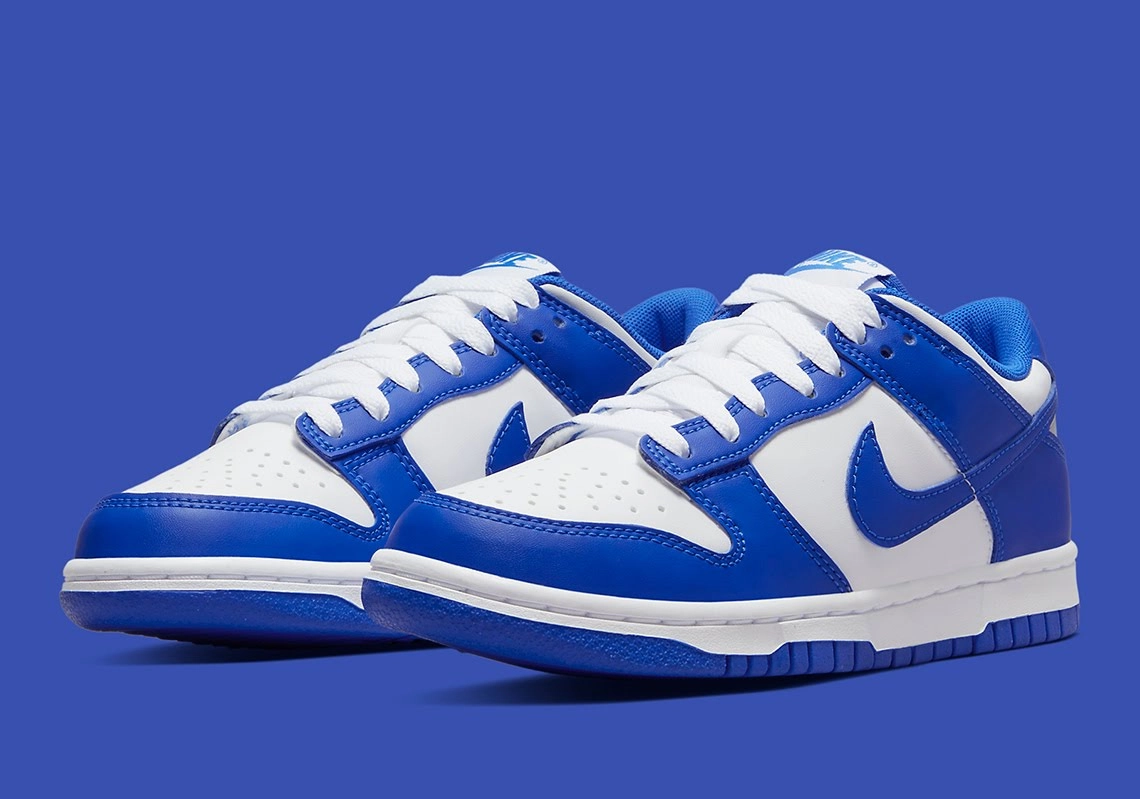 health - commitment Nike Dunk Low White Racer Blue.