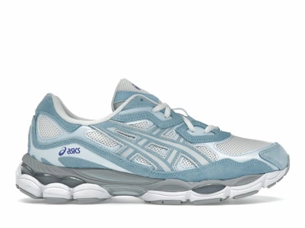 ASICS Gel-NYCCream Arctic Sky snow running footwear running in a gondola area shoes