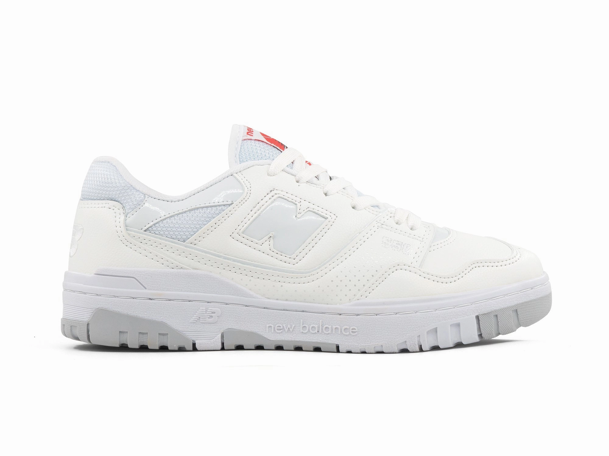 Tenis 550 Blanco Total Rubber Traction Pattern Breathable mesh upper