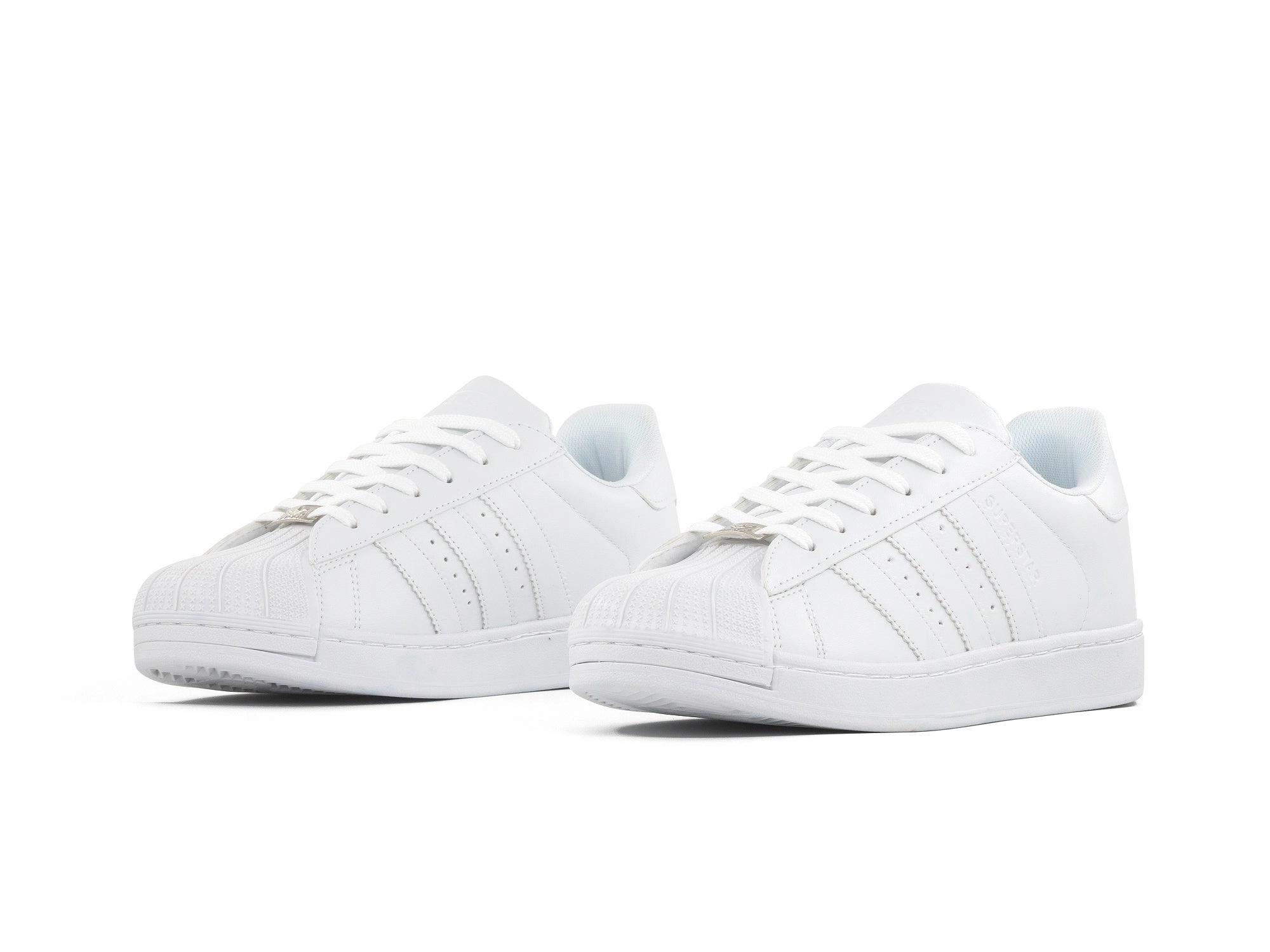 Tenis Superstar Blanco Total Storm Hike Low key style