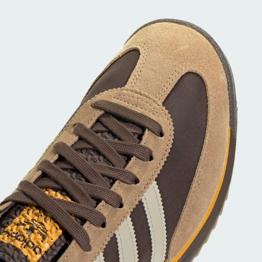 Day Run Subtle Detail ZAPATILLA ADIDAS ORIGINALS SL 72 RS