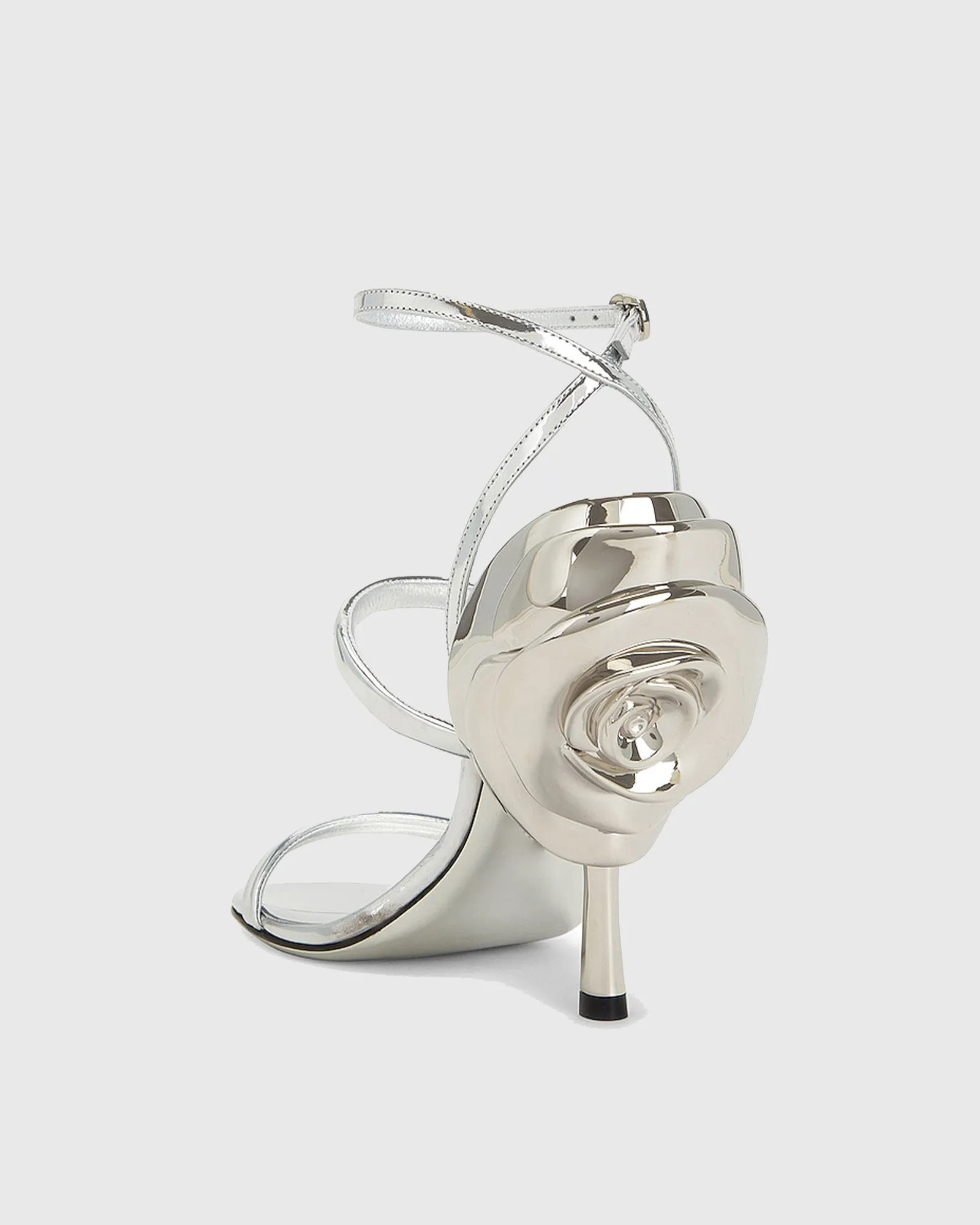 Edmonda Flower Strap Sandals In Silver