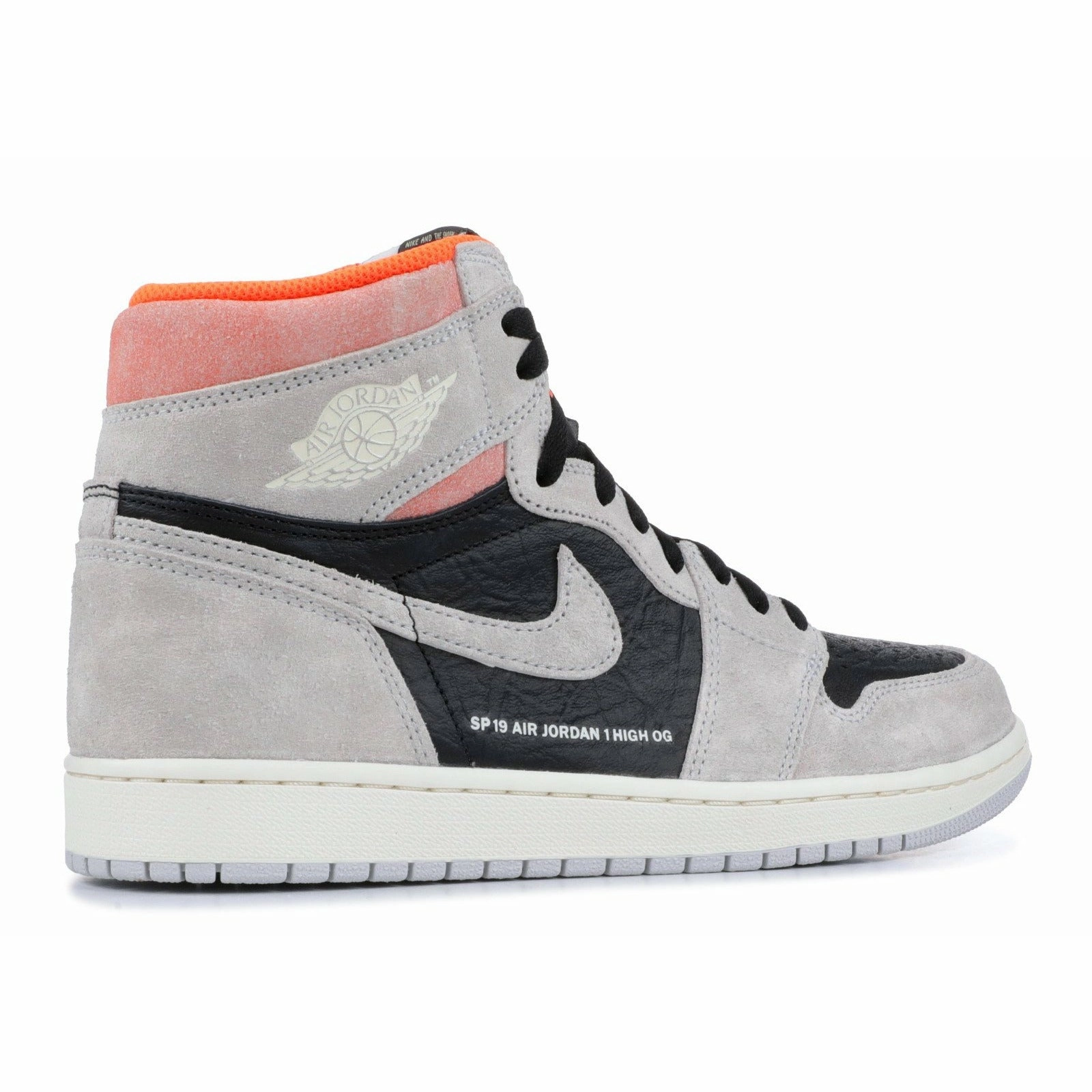 Air Jordan 1 Retro High OG "Hyper Crimson" Comfortable Step
