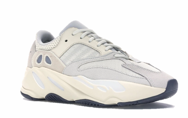 Chic Look Shockproof Heel YZY Boost 700 Analog