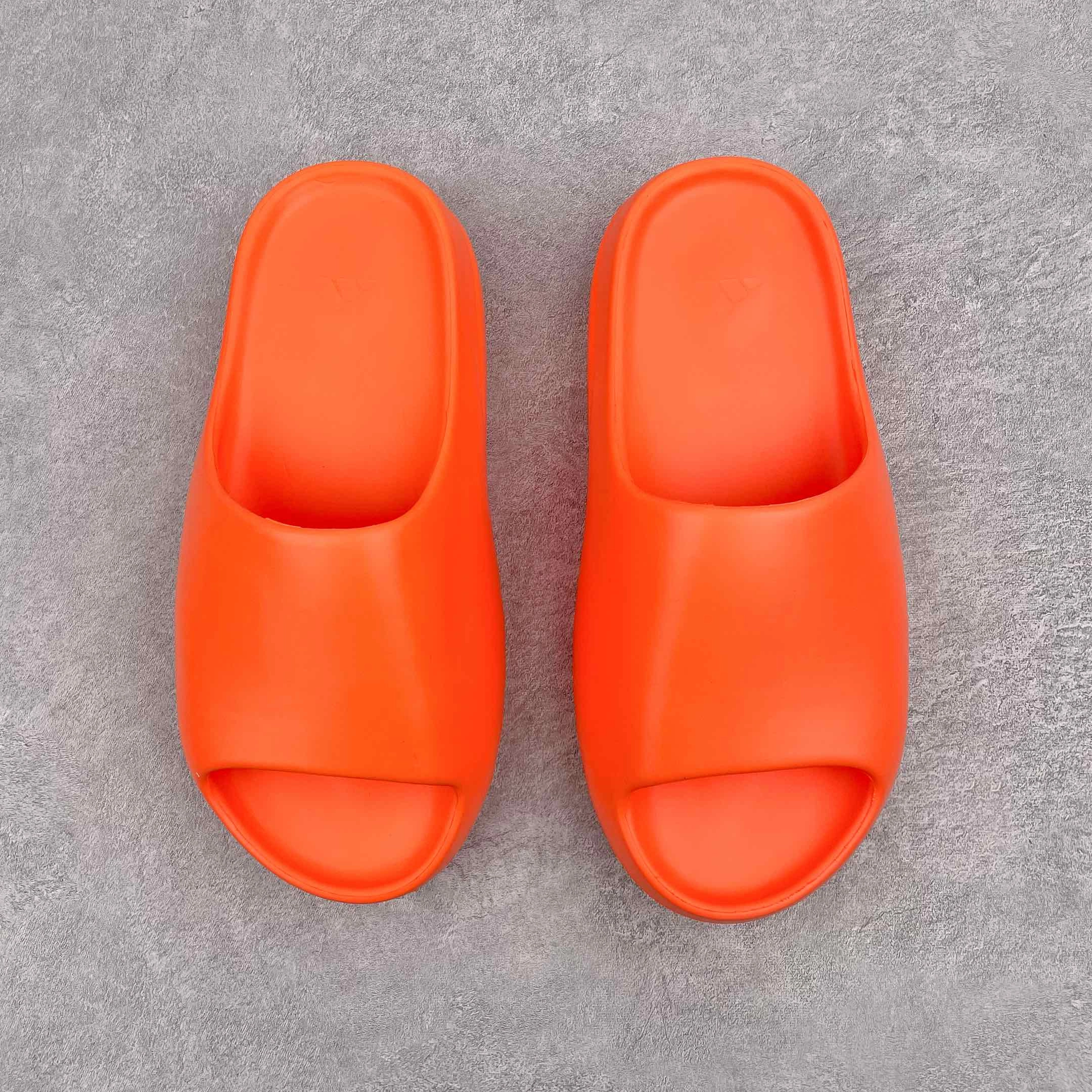 Port Walk Child Run YZY Slide Enfora Orange