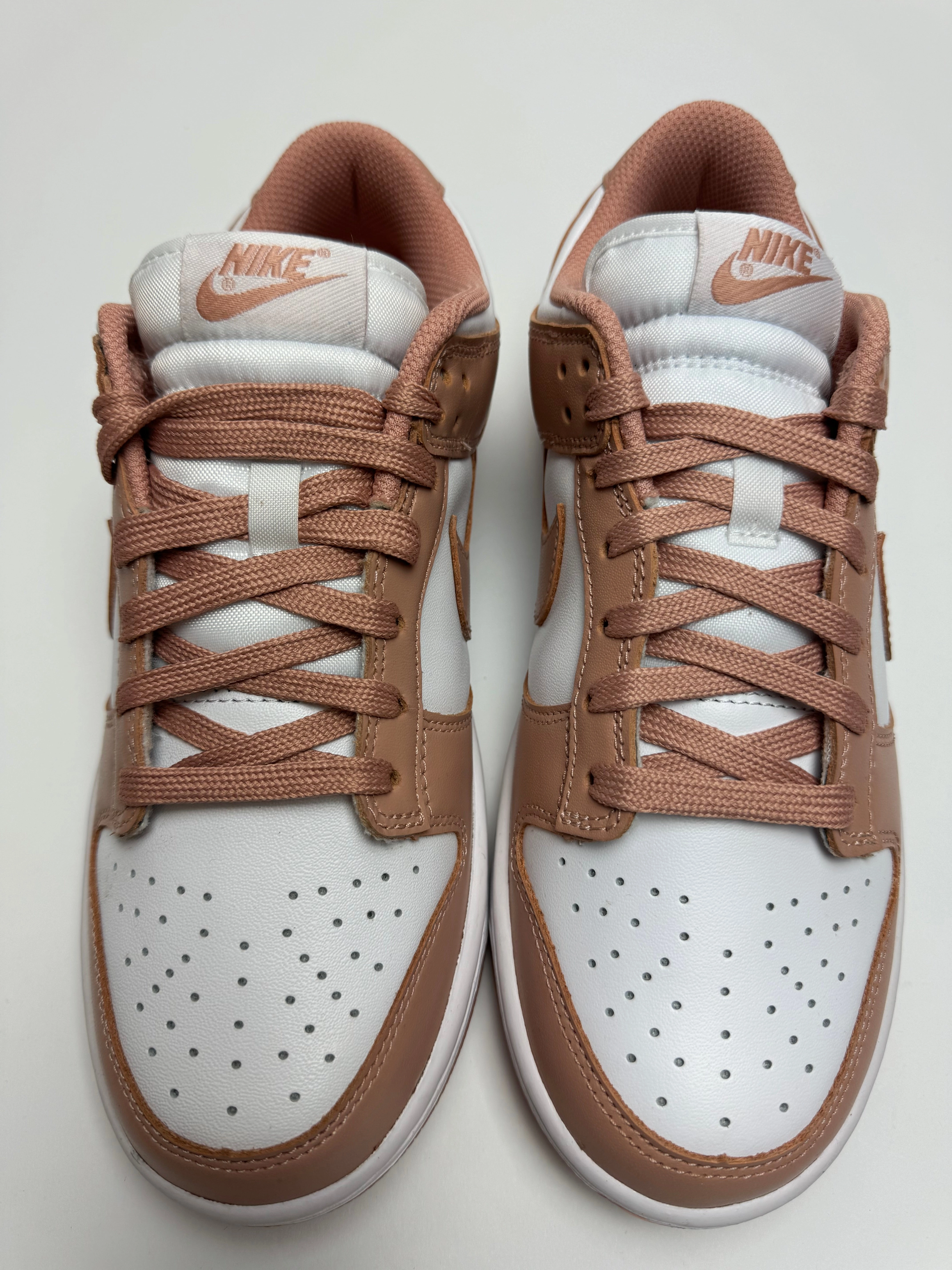 marathoner Race day Nike Dunk Low "Rose Whisper"