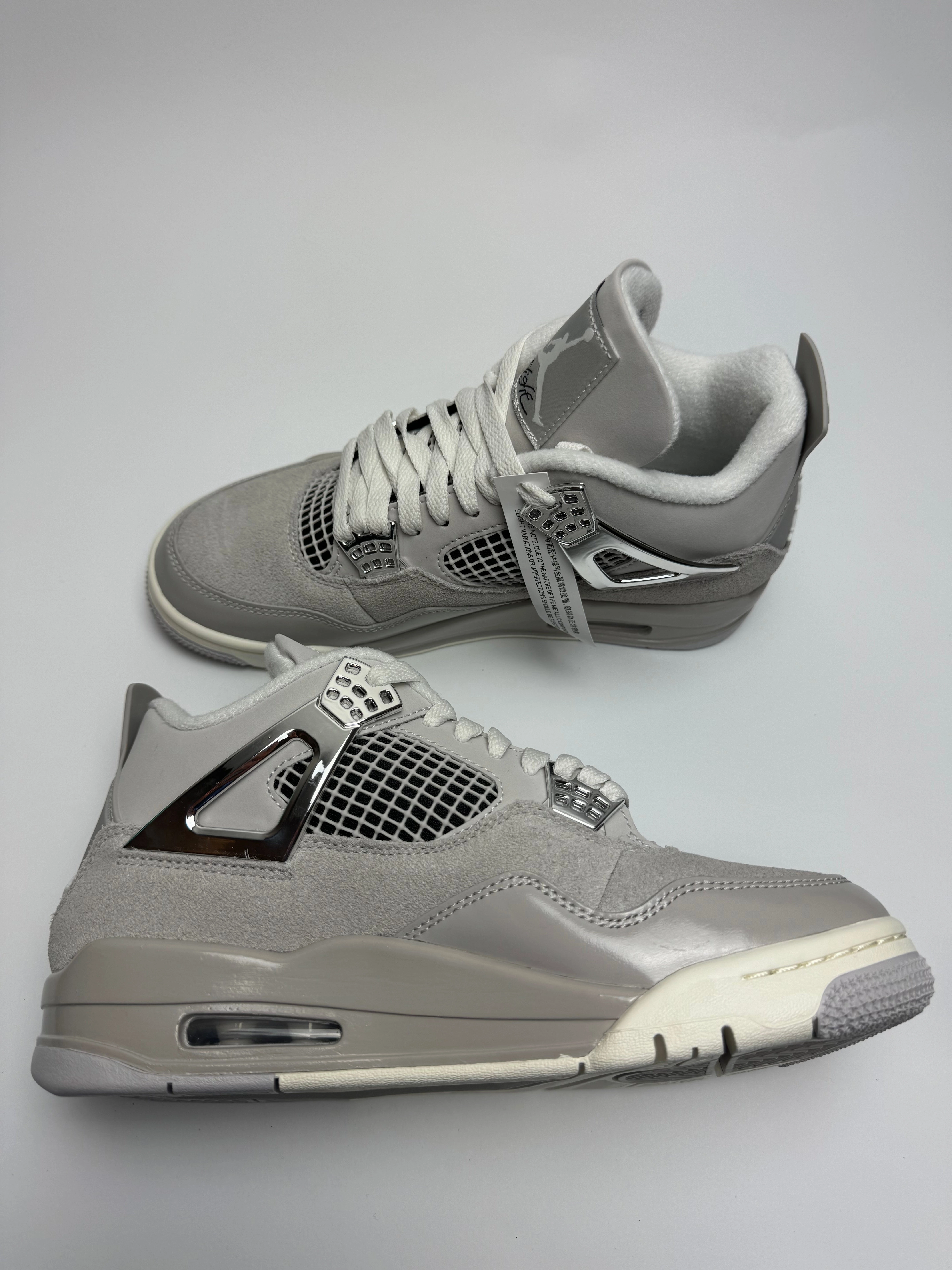 Air Jordan 4 "Frozen Moments" Traction pattern