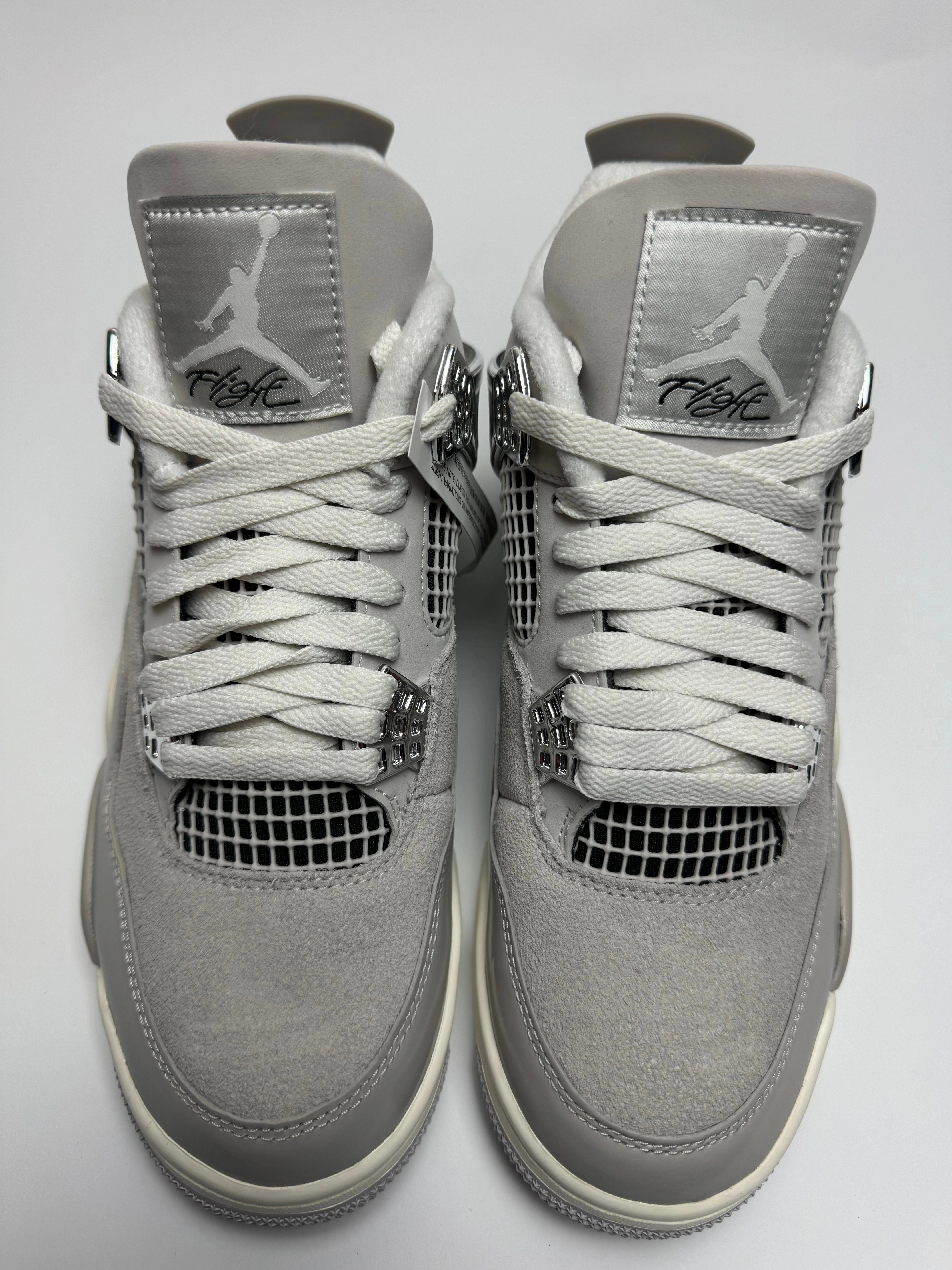 Air Jordan 4 "Frozen Moments" classic - style shoes