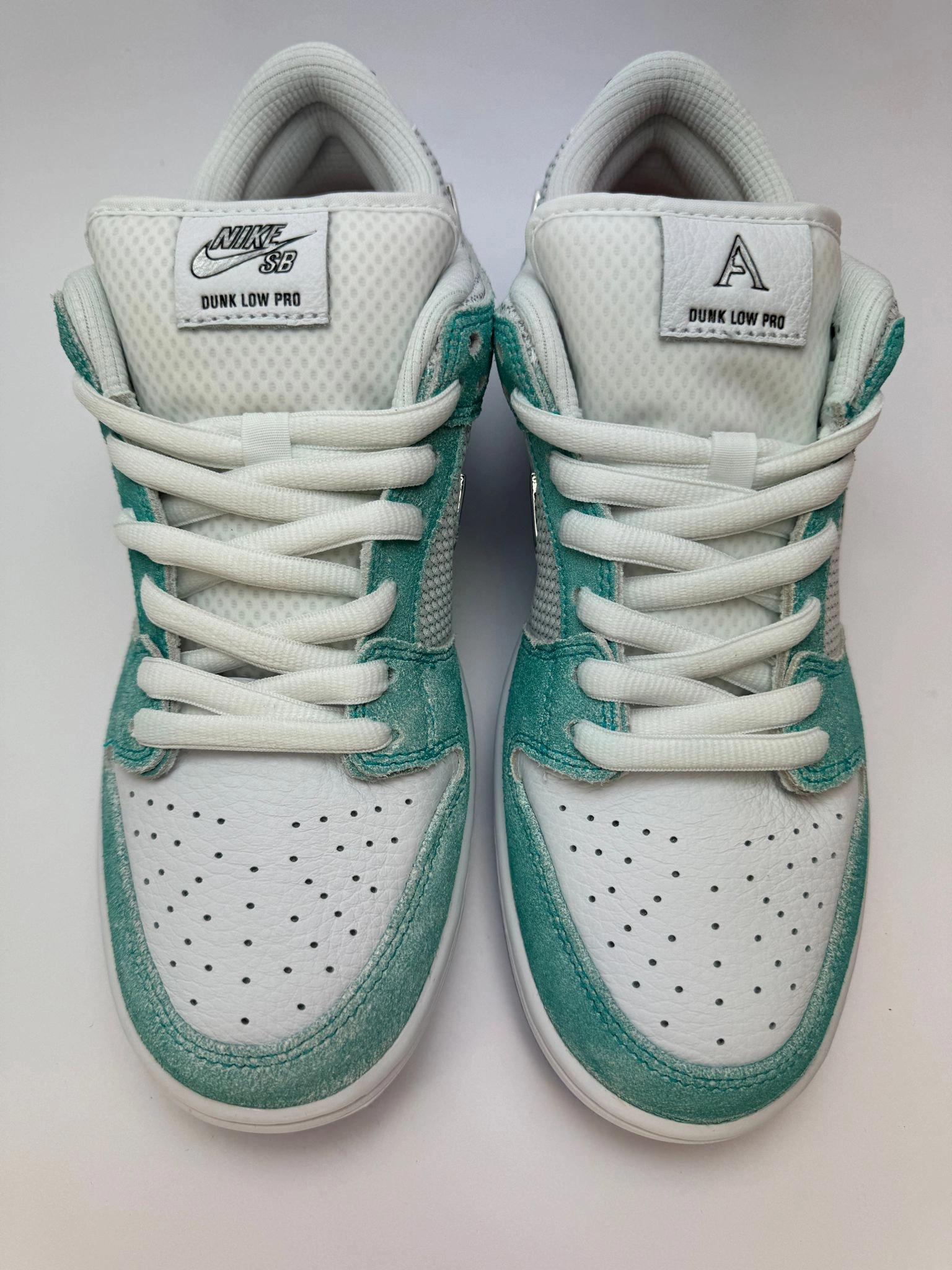 individual shoes Nike SB Dunk Low "April Skateboards"