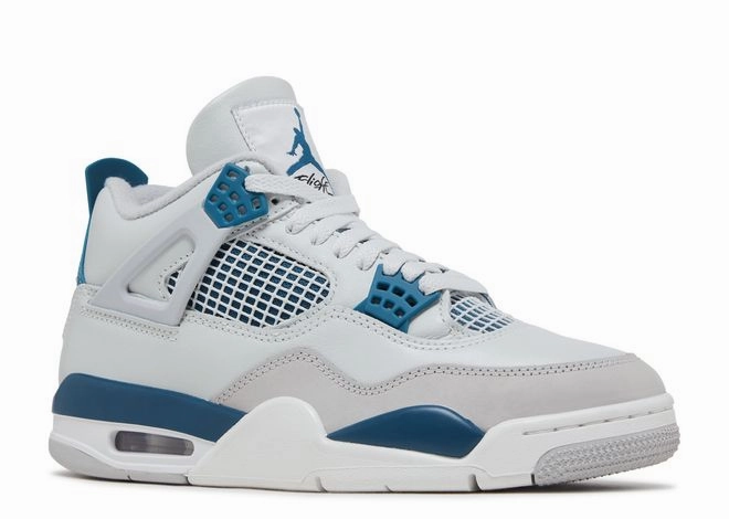 Jordan 4 Retro Military Blue (2024) muddy shoes
